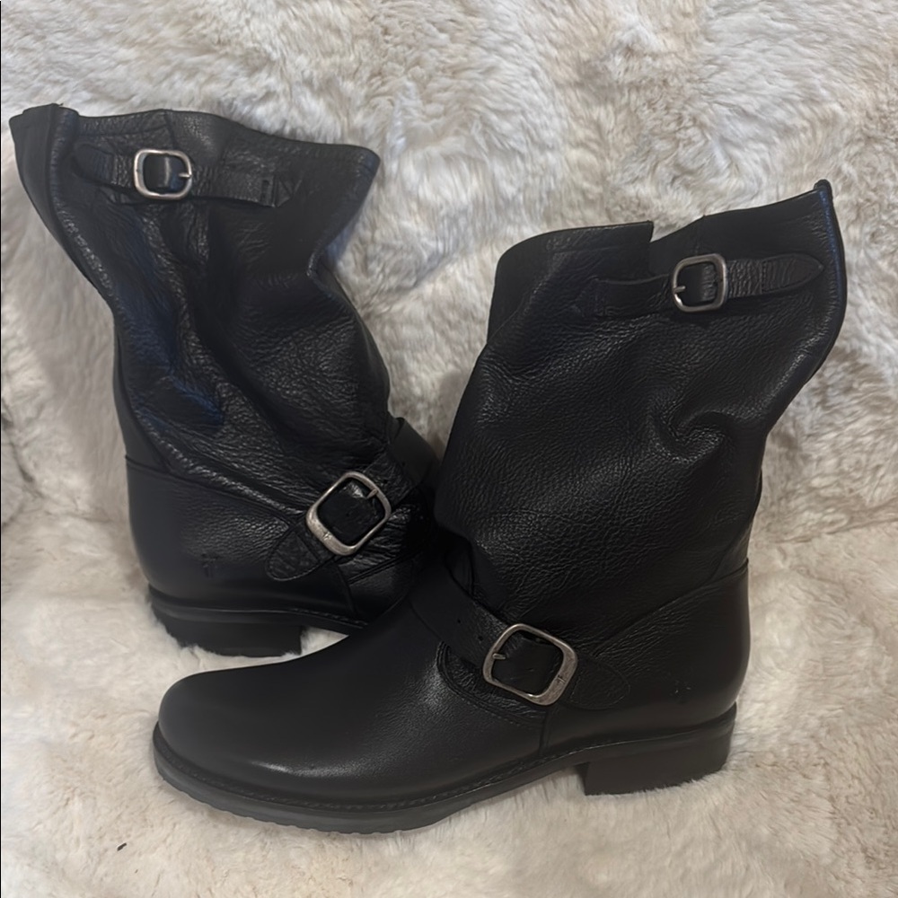 Frye Veronica Short Black Leather Boots NWT